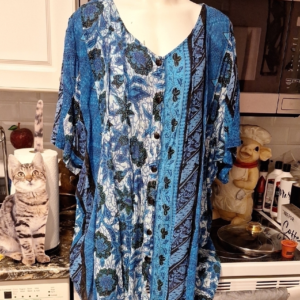l Roamans Blue Floral Women's Top Size 4X